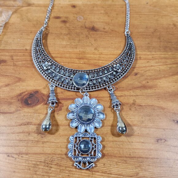 Vintage Womens Tibetan Silver Crytals Necklace Statement 18" - Picture 4 of 5